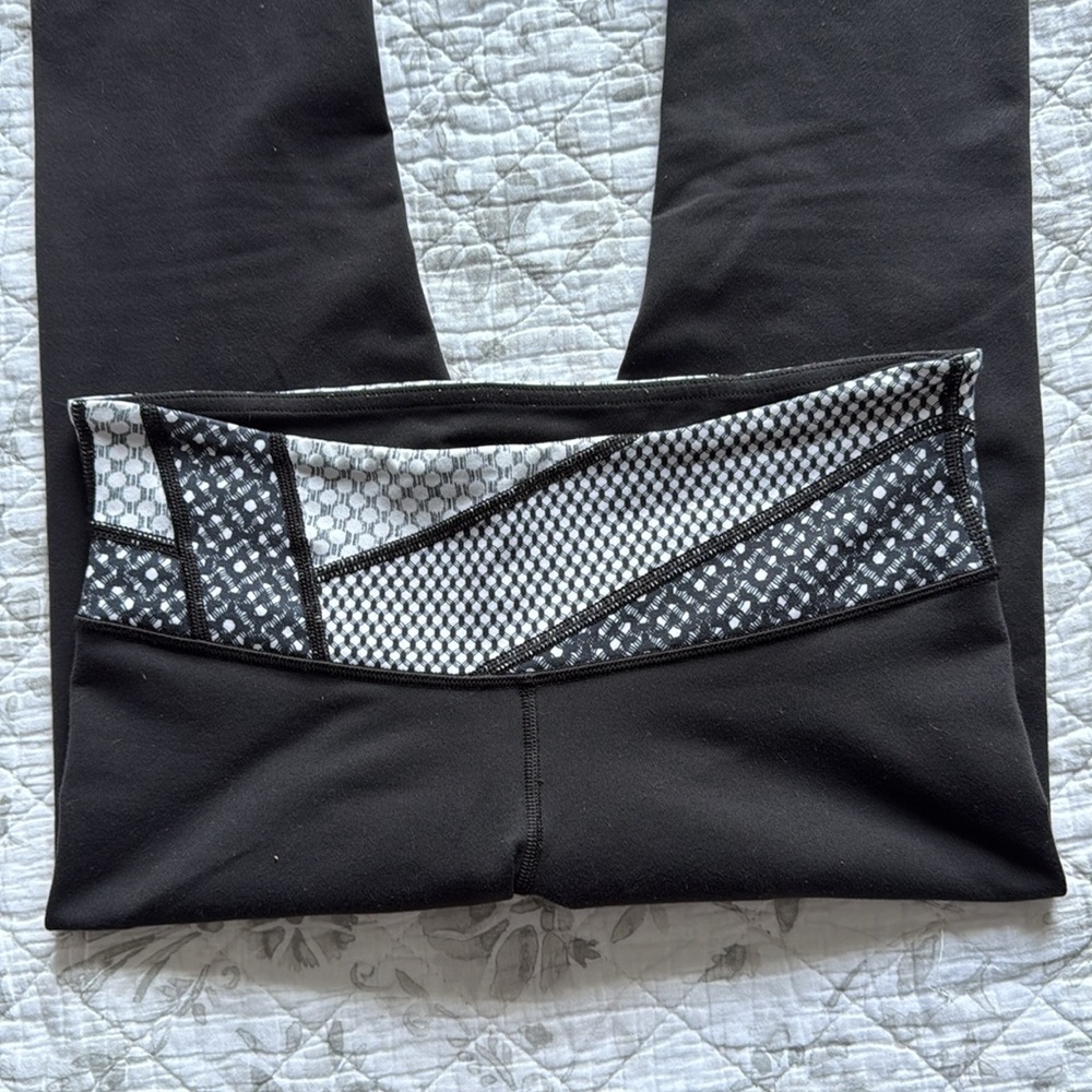 GUC Lululemon Wunder Under Crop III *Full-On LuonBlack/Dottie Eyelet White BLK - Picture 6 of 10